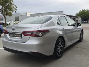 Toyota Camry Hybrid – 2.5 / 218 CP – Dynamic