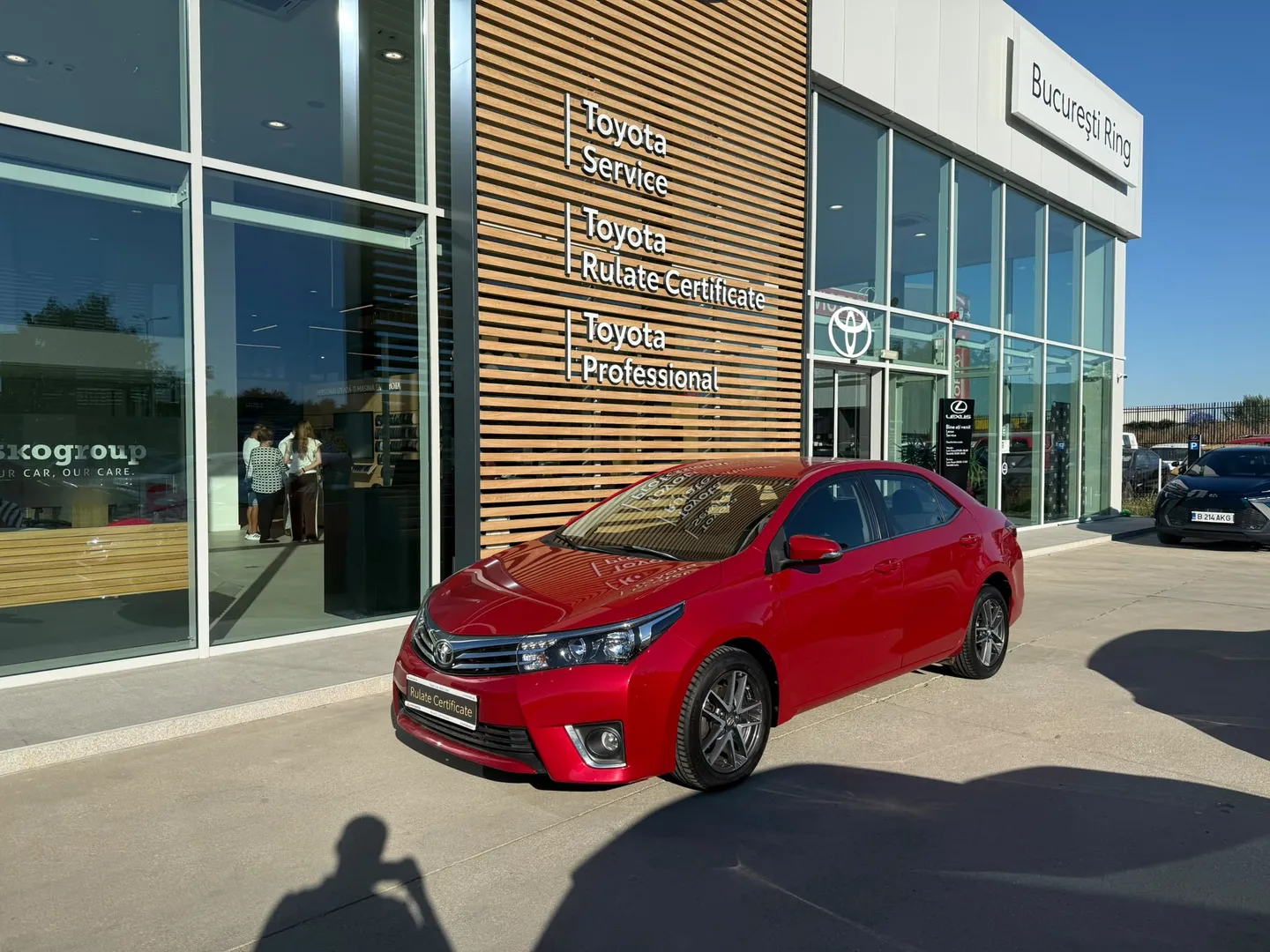 TOYOTA Corolla