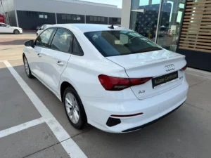 AUDI A3 2.0 30 TDI Advanced