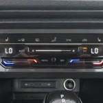Volkswagen Tiguan - imagine 8