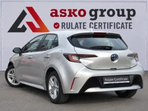 TOYOTA COROLLA 1.8 HYBRID DYNAMIC