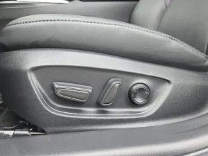 Toyota Camry Hybrid – 2.5 / 218 CP – Dynamic