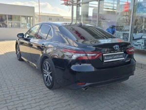 Toyota Camry 2.5 Hybrid 218 CP