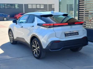 Toyota C-HR 2.0 hybrid 197 CP Dynamic