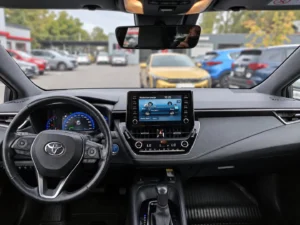 TOYOTA COROLLA 1.8 HYBRID DYNAMIC