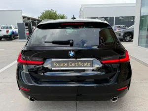 BMW Seria 3 Touring Advantage 330i 258 Cp xDrive AT