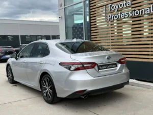 Toyota Camry Dynamic 2.5 Hybrid 218 Cp