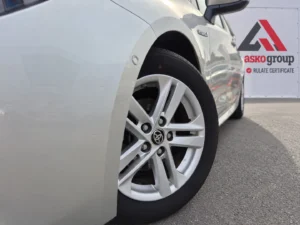 TOYOTA COROLLA 1.8 HYBRID DYNAMIC