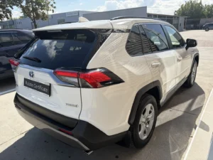 TOYOTA RAV4 2.5 Hybrid Dynamic HSD E-CVT AWD