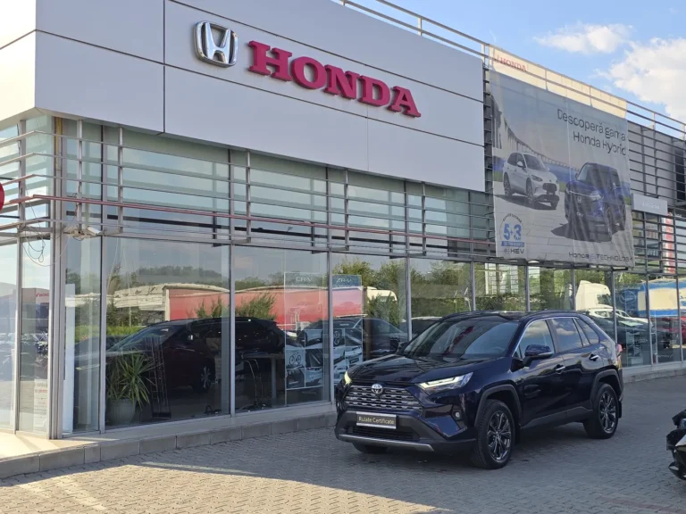 Toyota RAV4 2.5 Hybrid 222 CP Luxury 4×4