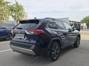 Toyota RAV4 Hybrid 2.5 – 222 CP Luxury