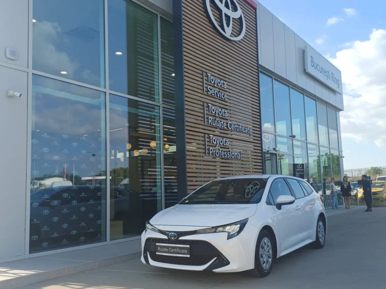 Toyota Corolla TS 1.8 hybrid 122cp e-CVT Eco