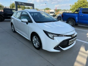 TOYOTA COROLLA Touring Sports 1.8 Hybrid Dynamic HSD E-CVT