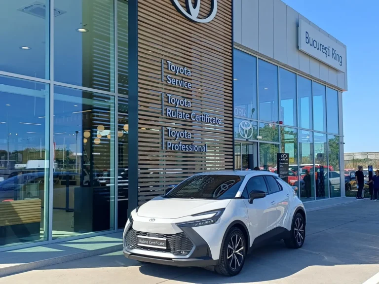 Toyota C-HR 2.0 hybrid 197 CP Dynamic