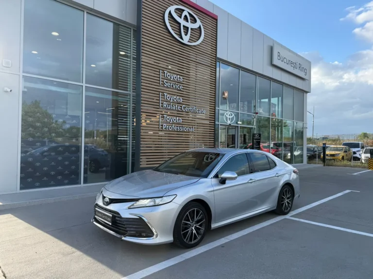 TOYOTA CAMRY 2.5 Hybrid Dynamic E-CVT