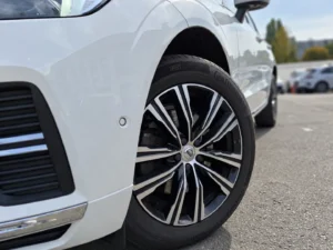 Volvo XC60 B4 MHEV Inscription