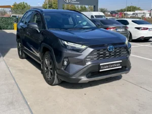TOYOTA RAV4 2.5VVT-i HSD Luxury 4×4