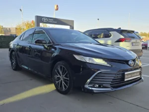 Toyota Camry 2.5 Hybrid Dynamic 218 CP