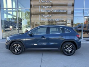MERCEDES GLA 220 d 4MATIC