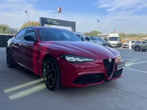 Alfa Romeo Giulia 2.0 Turbo AWD AT8 Competizione 280 CP