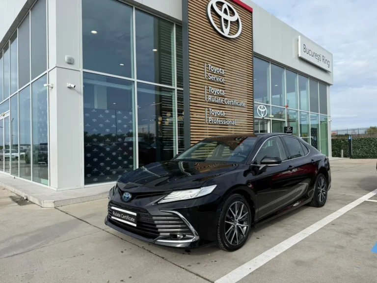Toyota Camry Dynamic 2.5 Hybrid 218 Cp