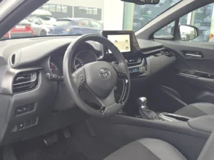 TOYOTA C-HR 2.0 HYBRID STYLE BI-TONE